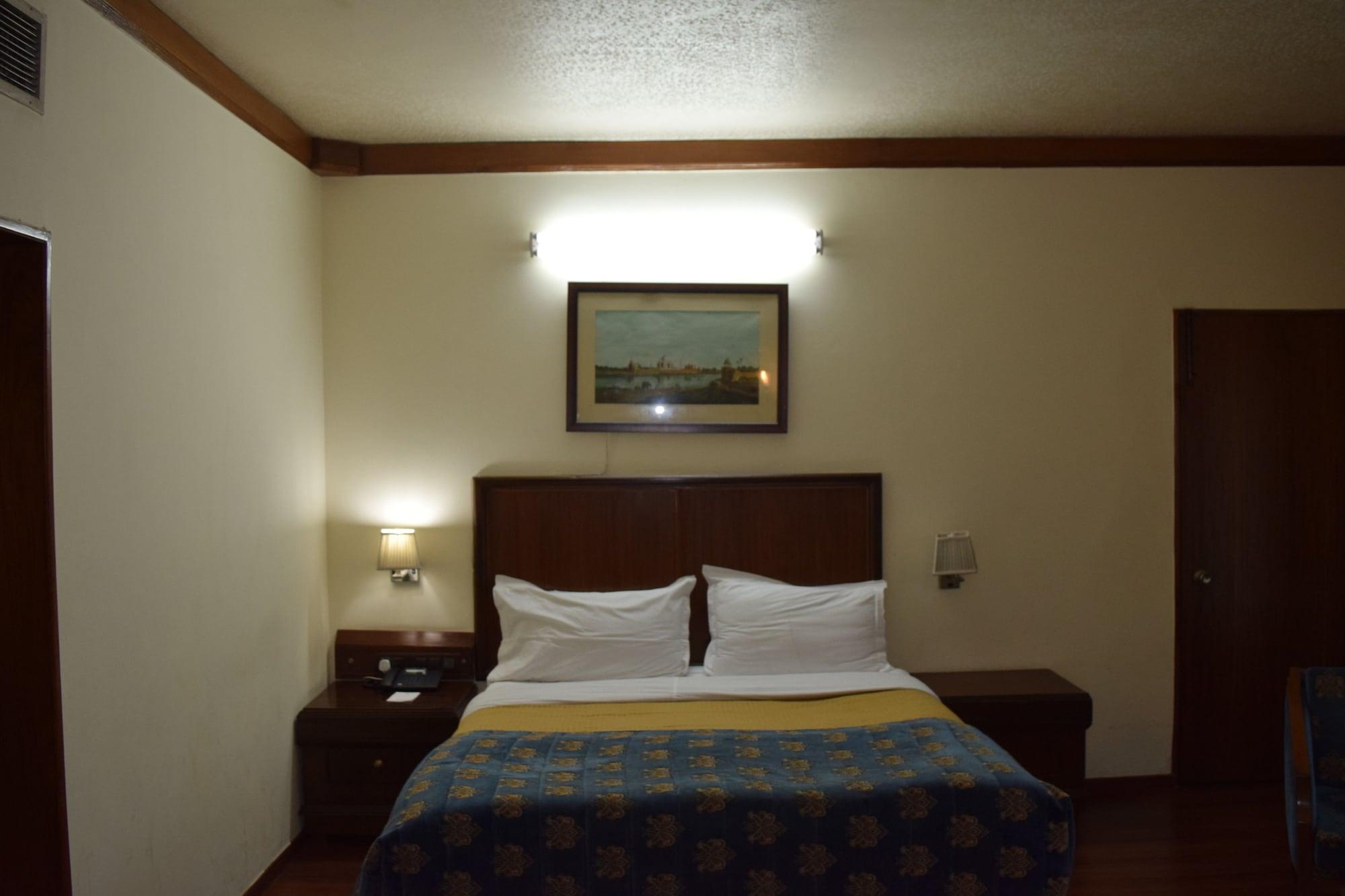 Hotel Samrat, New Delhi Ngoại thất bức ảnh