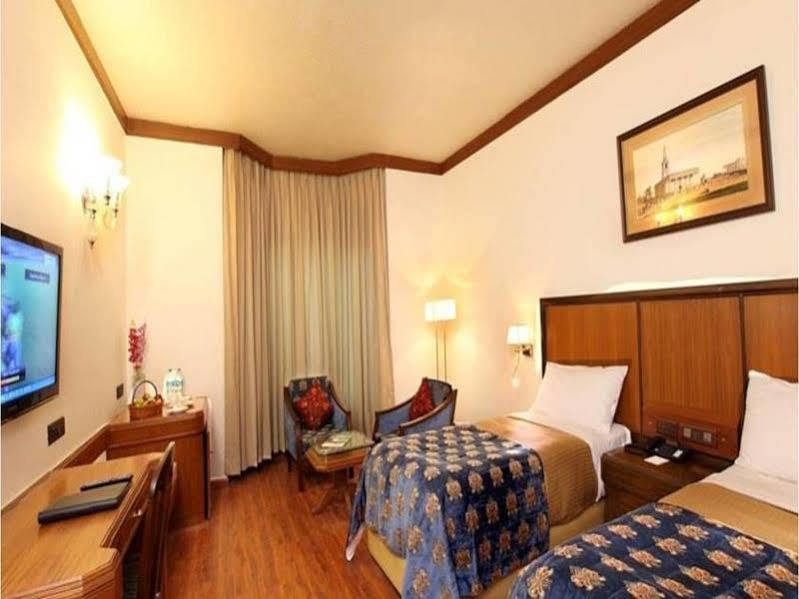 Hotel Samrat, New Delhi Ngoại thất bức ảnh